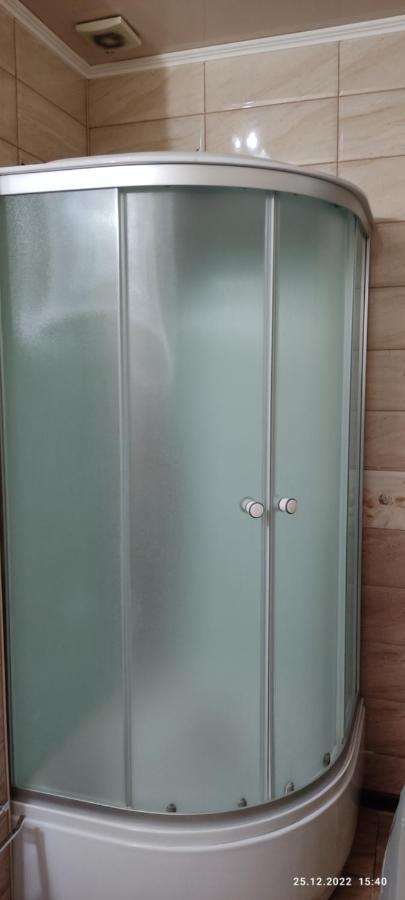 Квартира В Центре Бишкека! Ngoại thất bức ảnh